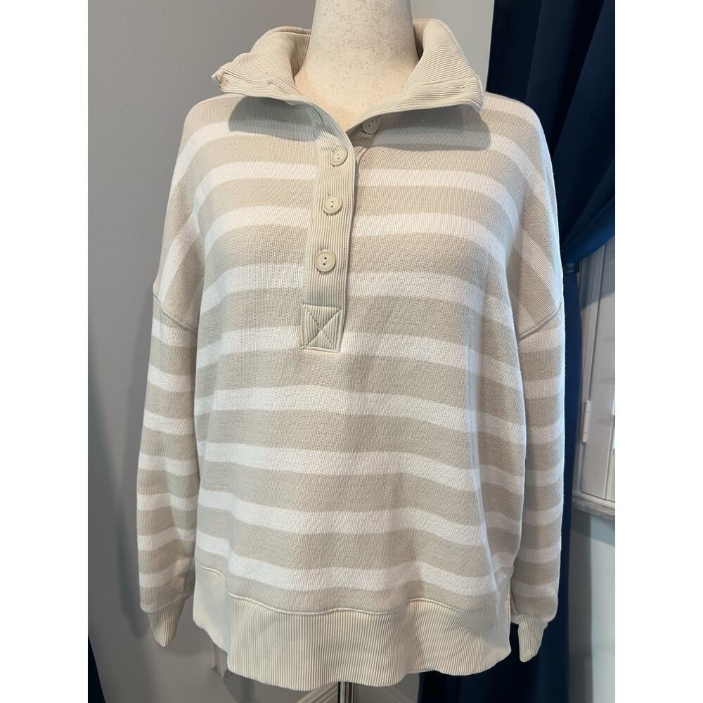 American Eagle XS THIS FEELS SERIOUSLY LIVED IN-Boxy Oversized Henley Sweatshirt